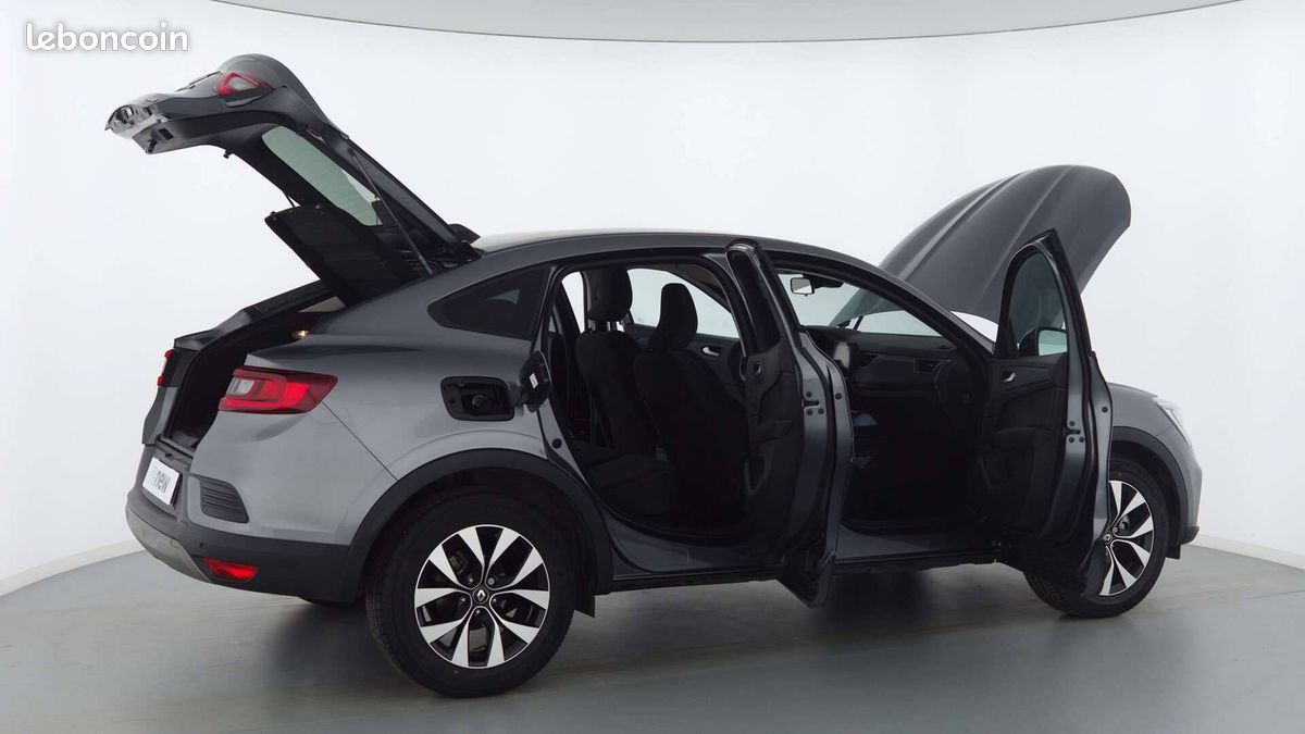 Renault arkana e tech 145 business (image 19)
