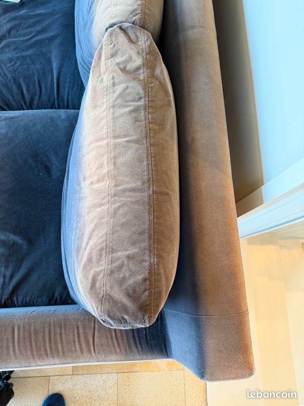 Canapé Caravane 3 places 265 cm — velours taupe (décoloré) (image 3)