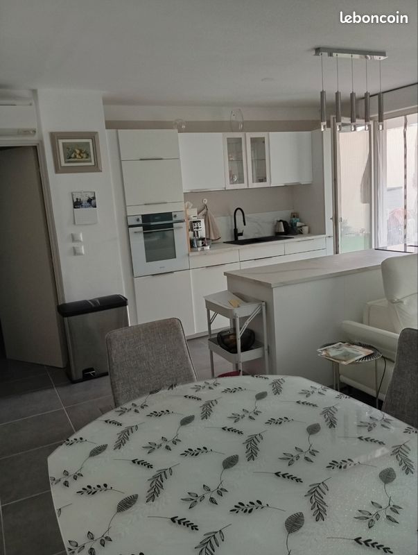 Appartement 3 pièces 65 m² · à Six-Fours-les-Plages · 65 m² · 395 000 €