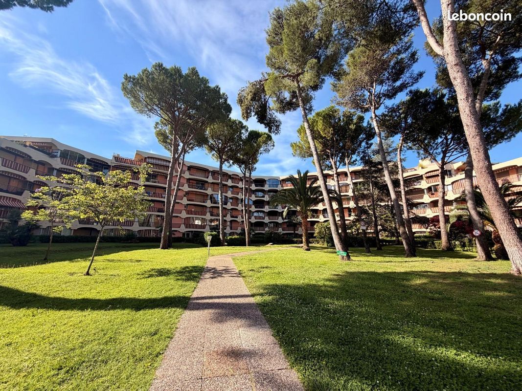 Appartement 1 pièce 20 m² · à Mandelieu-la-Napoule · 20 m² · 148 000 €