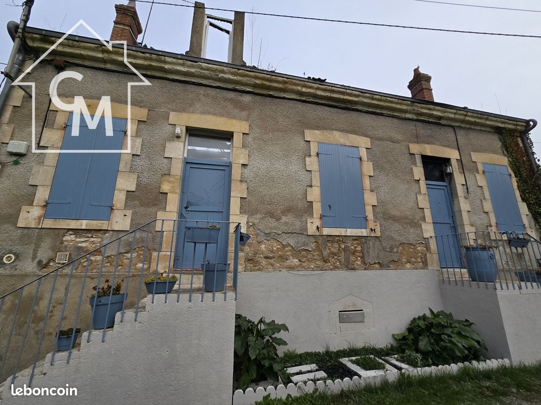 Immeuble 1 pièce 100 m² · à Vierzon · 100 m² · 12 000 €