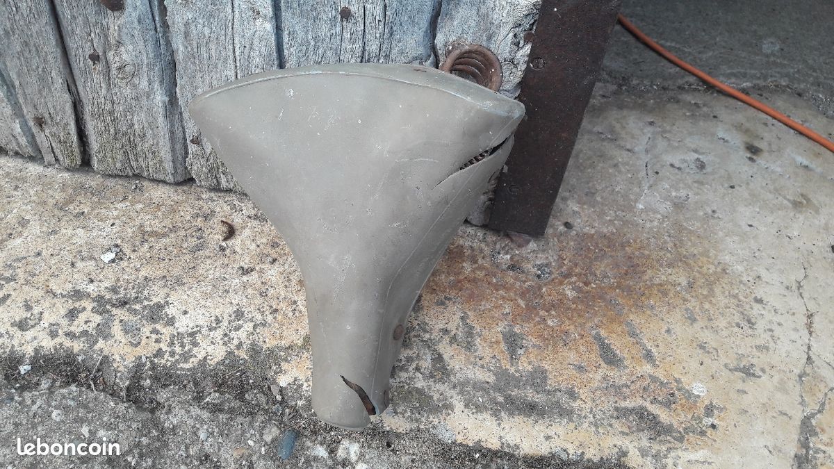 Selle Vélo Cuir Ancienne Originale - Marque Henri Gauthier - Course Cycliste