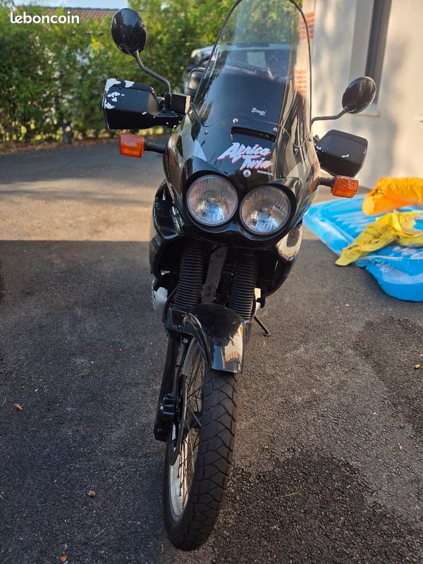 Africa twin de 1998 (image 6)
