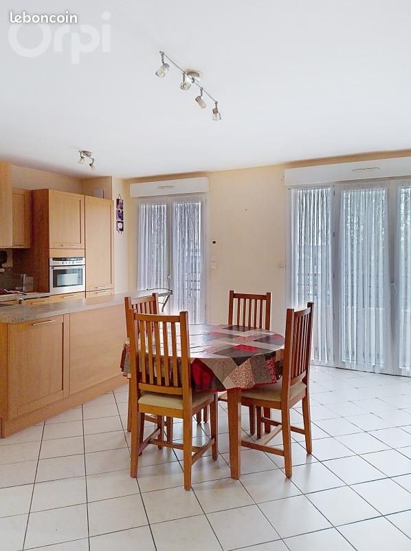 Appartement 4 pièces 72 m² · au Plessis-Belleville · 72 m² · 240 000 €