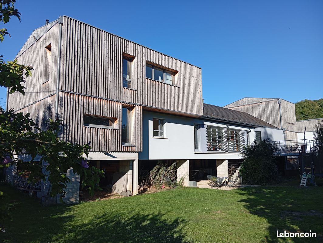 Maison 6 pièces 181 m² · à Coulevon · 181 m² · 280 000 €