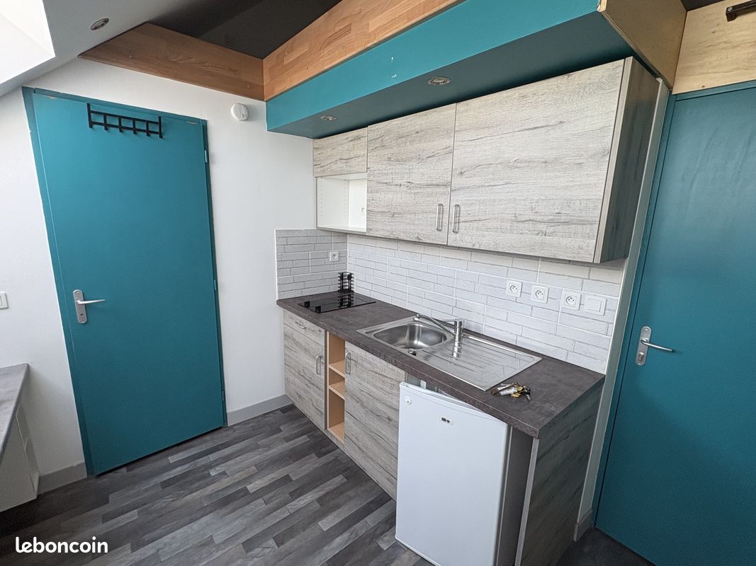 Appartement 1 pièce 27 m² · à Lons-le-Saunier · 27 m² · 349 €