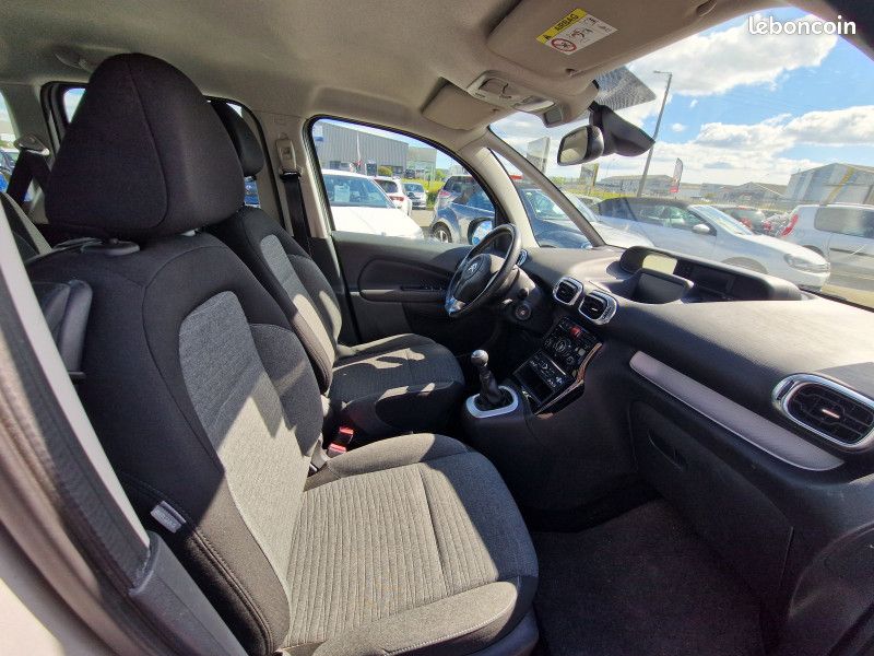 Citroen C3 PICASSO BLUEHDI 100 EXCLUSIVE (image 9)