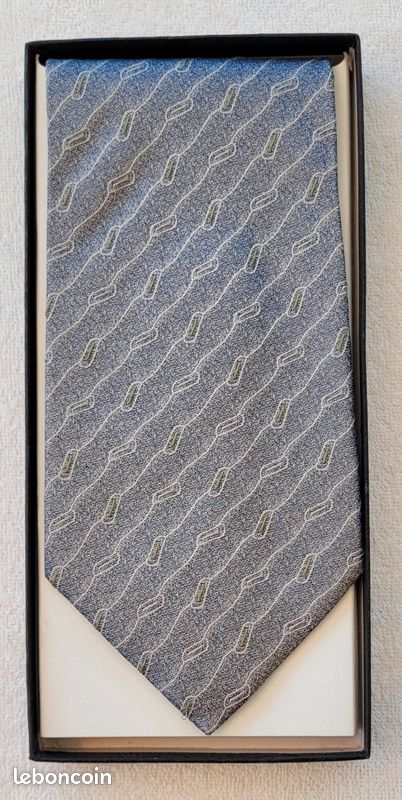 Lot de 10 cravates 100 % soie hand-made (image 4)