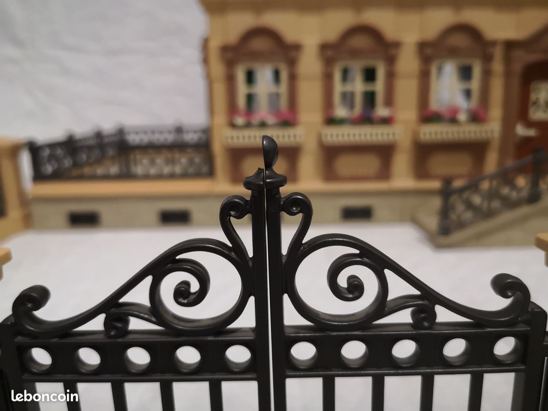 Très bon état - Playmobil - Villa Belle Époque 5305 + clôture 5360 (image 14)
