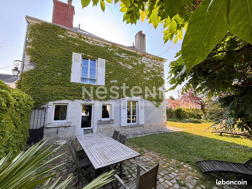 Maison 8 pièces 210 m² · à La Flèche · 210 m² · 443 414 €