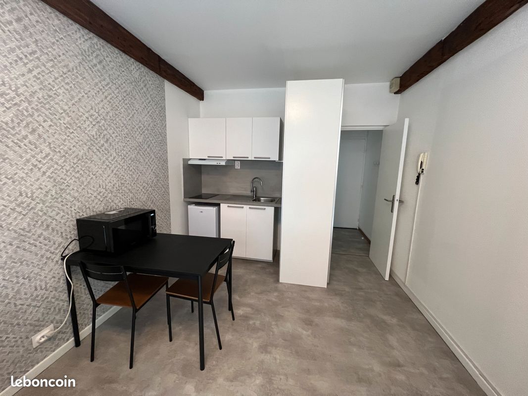 Appartement 1 pièce 22 m² · à Lille · 22 m² · 650 €