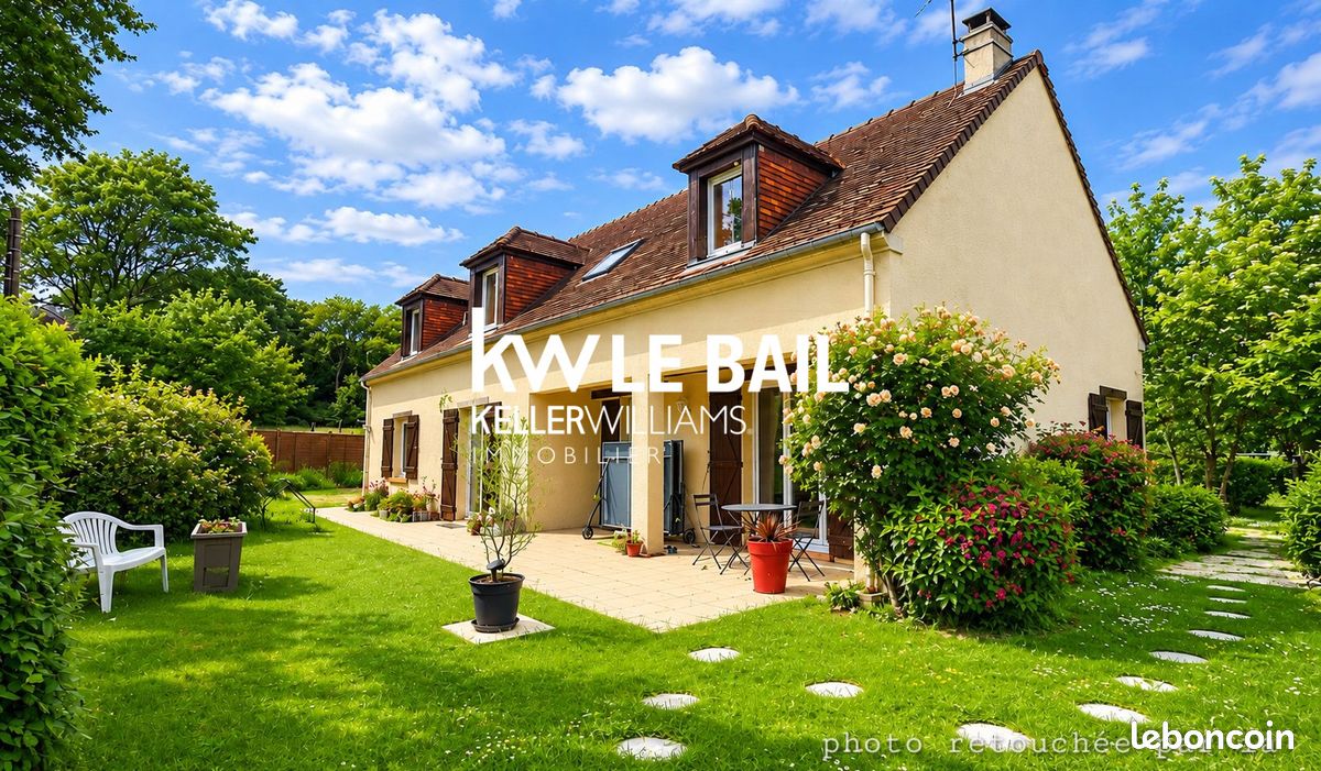 Maison 8 pièces 147 m² · à Haravilliers · 147 m² · 398 000 €