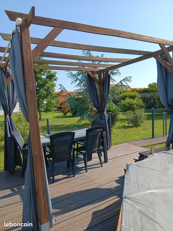 Maison 8 pièces 167 m² · à Sainte-Foy · 167 m² · 365 000 €