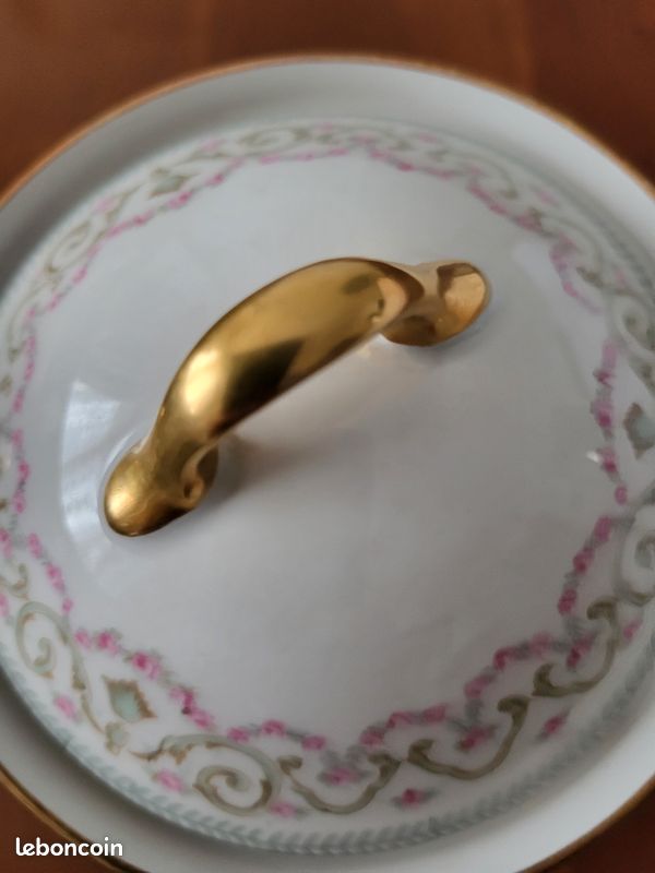 Grand pot / sucrier en porcelaine de Limoges (image 8)