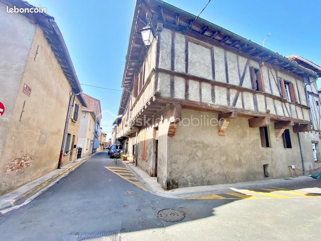 Maison 4 pièces 116 m² · à Lisle-sur-Tarn · 116 m² · 40 000 €