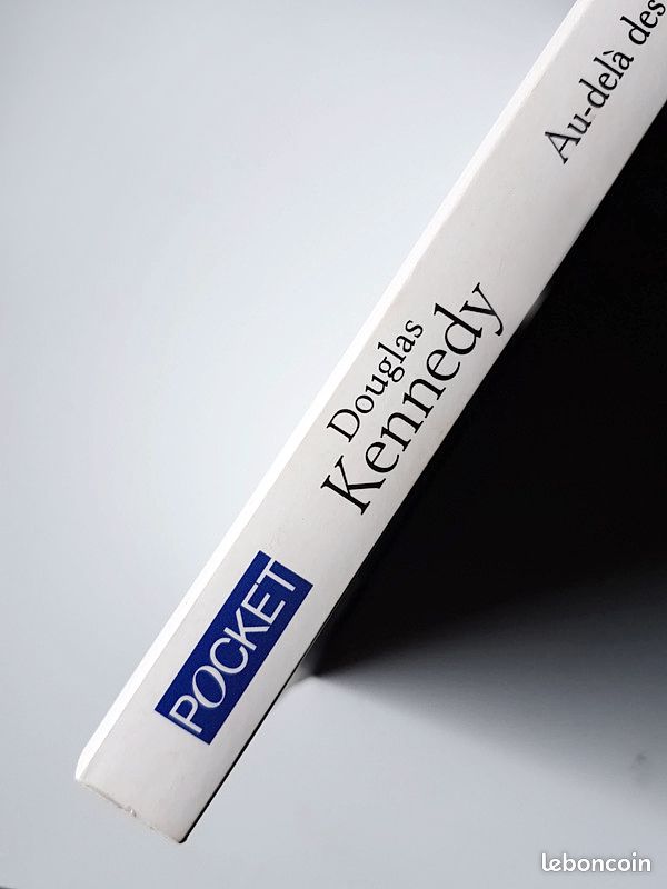 Au-delà des pyramides. Douglas Kennedy. Editions pocket (image 5)