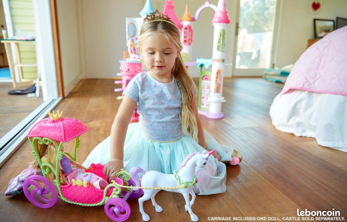 Barbie Caleche et sa Licorne Dreamtopia (image 1)