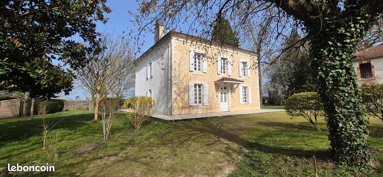 Maison 6 pièces 241 m²