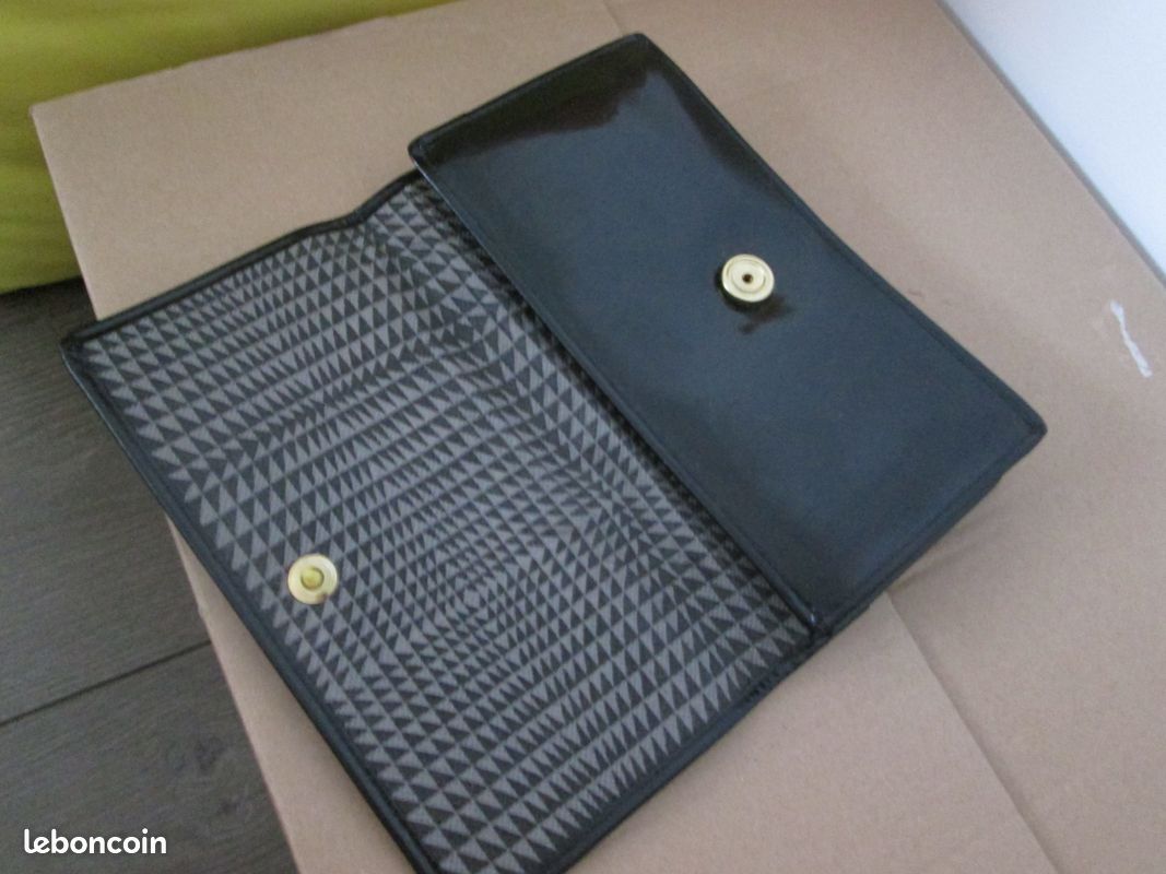 Pochette vernis noir durrap35 (image 2)