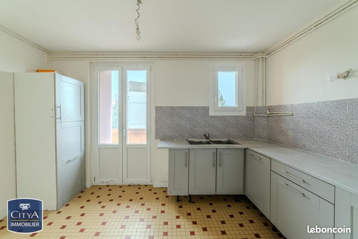 Appartement 4 pièces 75 m² · à Roanne · 75 m² · 500 €/mois
