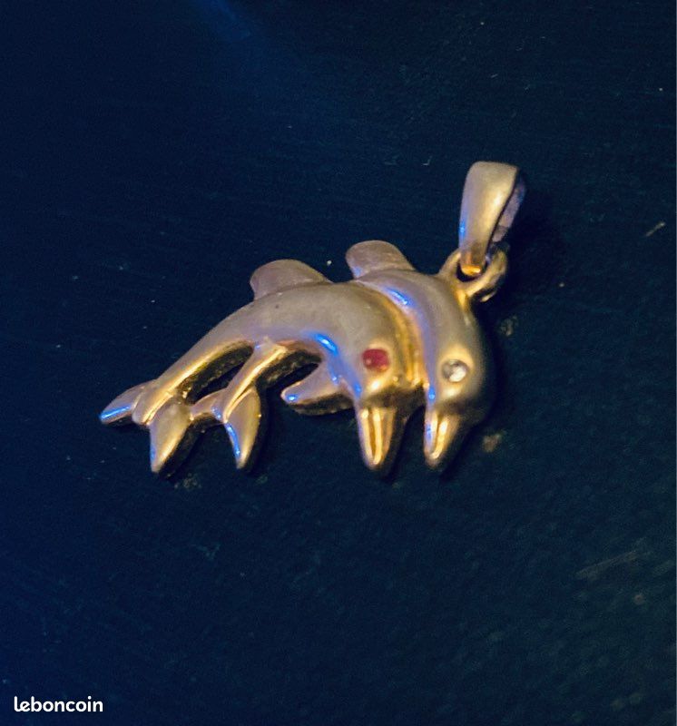 Pendentif Ancien Dauphins Bronze (image 1)