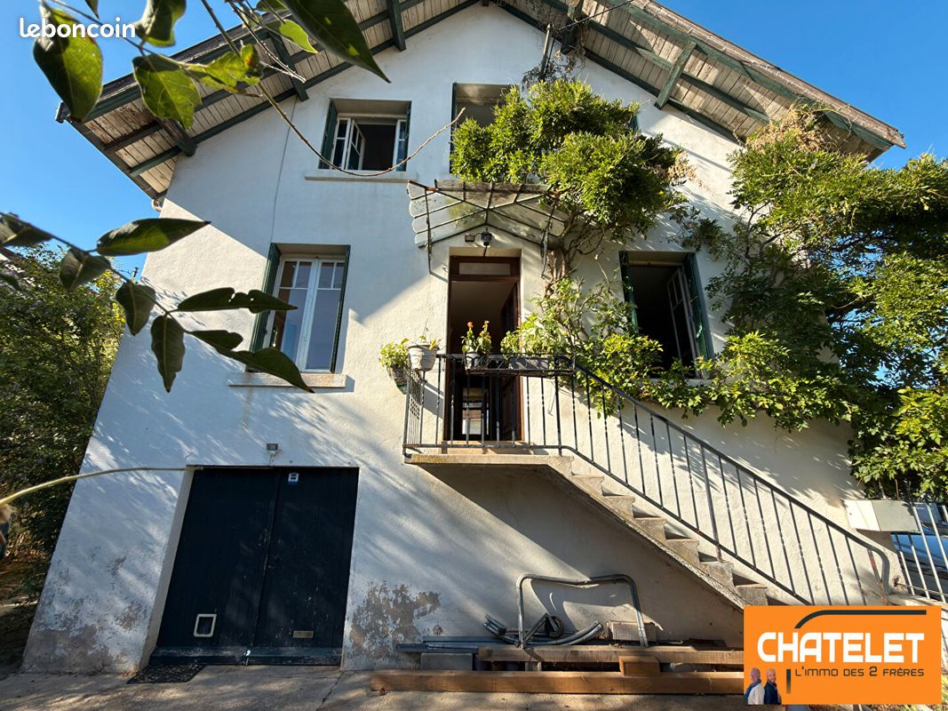 Maison 5 pièces 106 m² · à Saint-Denis-lès-Bourg · 106 m² · 199 000 €