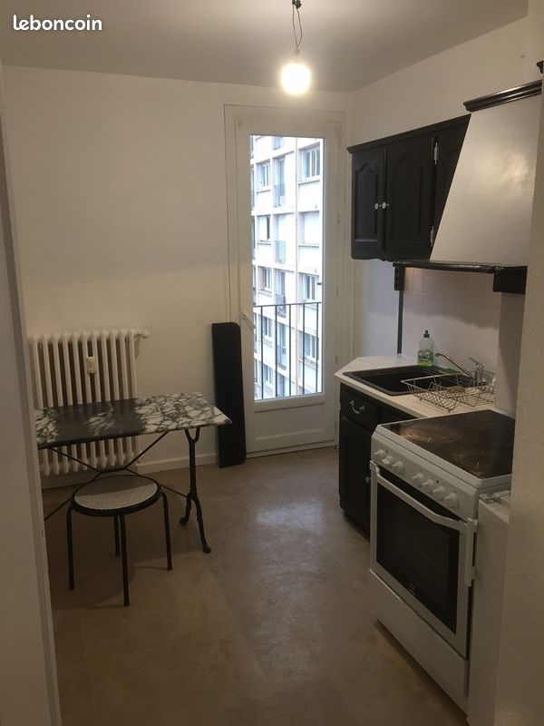 Appartement 3 pièces 49 m² · à Saint-Étienne · 49 m² · 620 €/mois