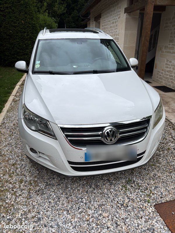 Volkswagen Tiguan 2.0 TDI 140 ch – CarPlay – Entretien OK – Très propre (image 2)