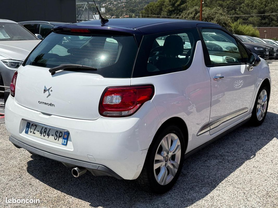 Citroen DS3 1.2 VTI PURETECH CHIC (image 3)