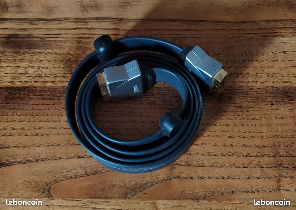 Cordon péritel Mâle 5m – Qualité audio-vidéo optimale