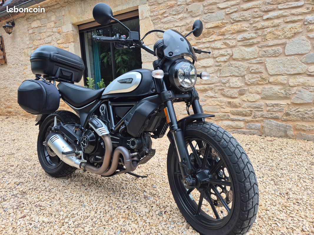 Ducati Scrambler 800 (2022) – 11 500 km – Parfait état & Suréquipée (image 1)