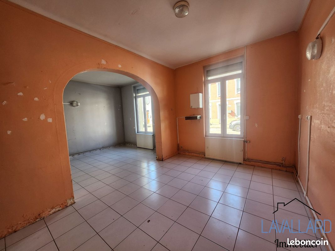 Maison 6 pièces 70 m² · à Corbie · 70 m² · 70 000 €