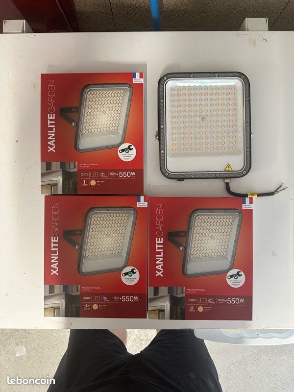 Éclairage extérieur LED puissant (image 8)
