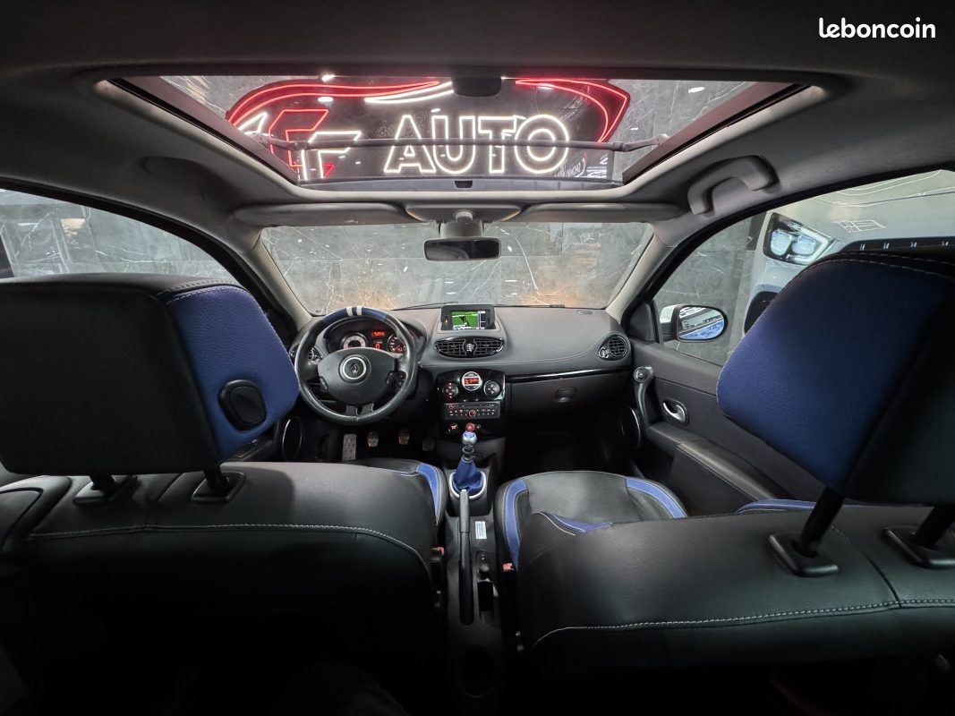 RENAULT CLIO III RENAULT SPORT Gordini RS CUP 2.0 16V 2011 (image 26)