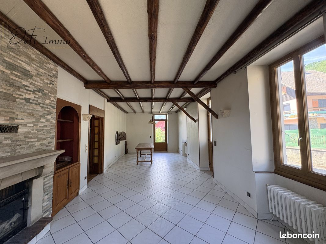 Maison 5 pièces 168 m² · à Saint-Georges-d'Hurtières · 168 m² · 279 000 €