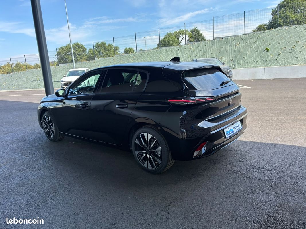 Peugeot 308 1.5 BLUEHDI 130CH S&S ALLURE EAT8 (image 7)