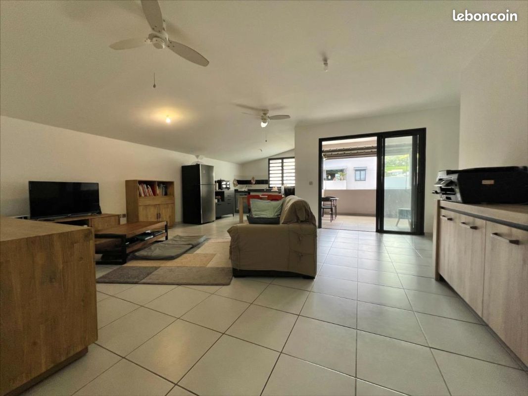 Appartement 4 pièces 104 m² · à L'Étang-Salé · 104 m² · 323 900 €