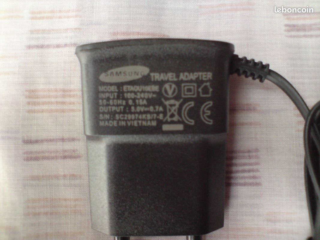 A Saisir Chargeur (Samsung) Neuf (image 3)