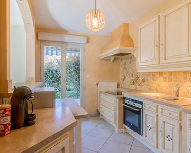 Appartement 325 000 € - 95 m²
