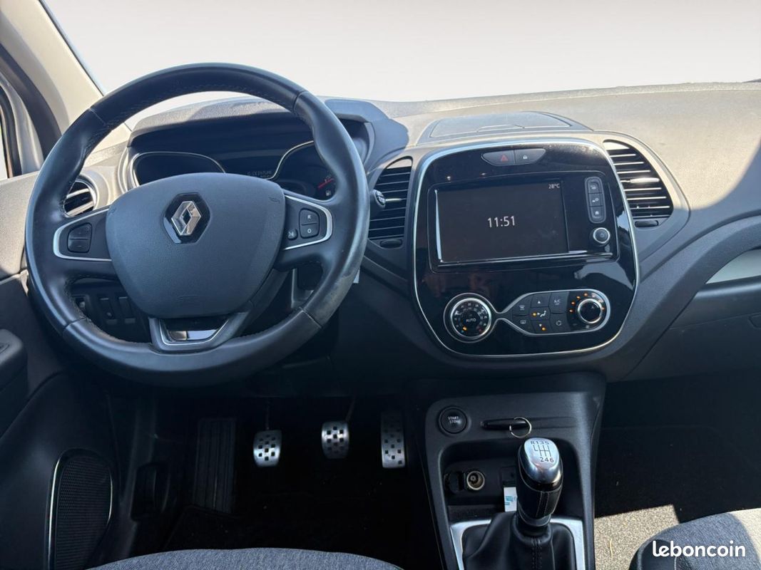 RENAULT CAPTUR 1.2 Energy TCe - 120cv - Finition Intens (image 11)