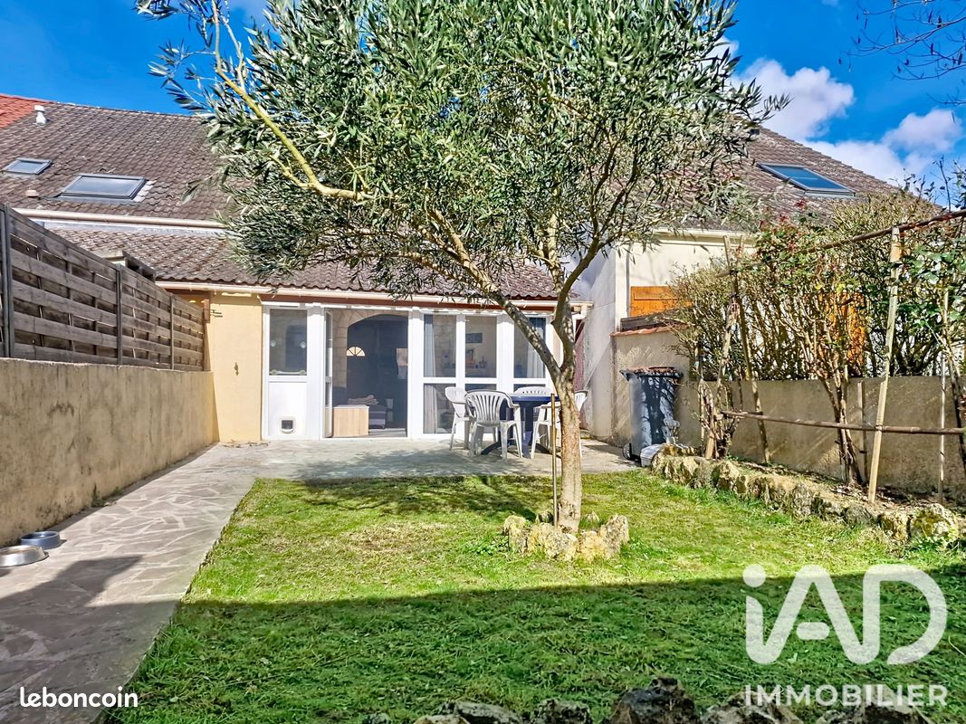 Maison 5 pièces 101 m² · à Nandy · 101 m² · 264 000 €