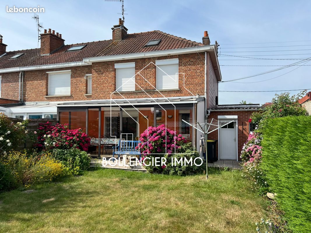 Maison 5 pièces 90 m² · à Bailleul · 90 m² · 240 000 €