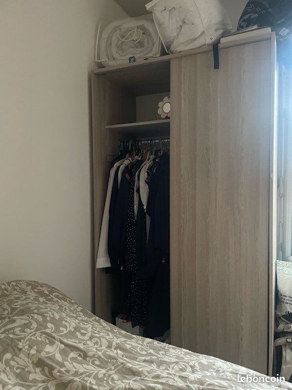 Meuble dressing portes coulissantes penderie et étagères (image 2)
