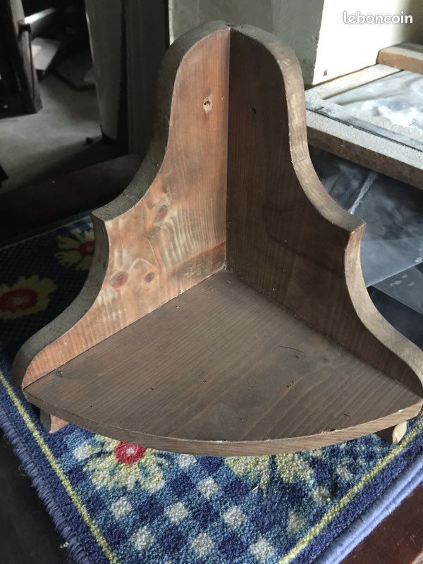 Petite étagère en bois angle 5 (image 1)