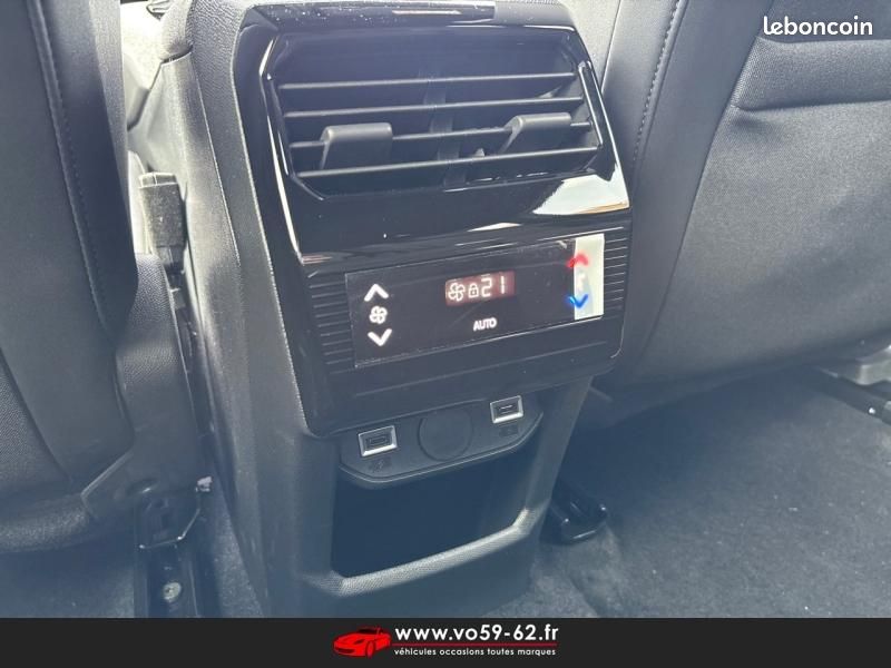 Peugeot 5008 Hybrid 145ch Allure Business e-DCS6 (image 18)