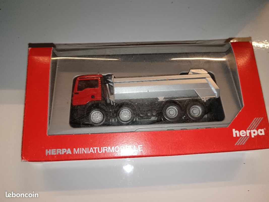 Camion Citerne 7UP Herpa – Échelle 1/87 – DAF 95 XF – NEUF