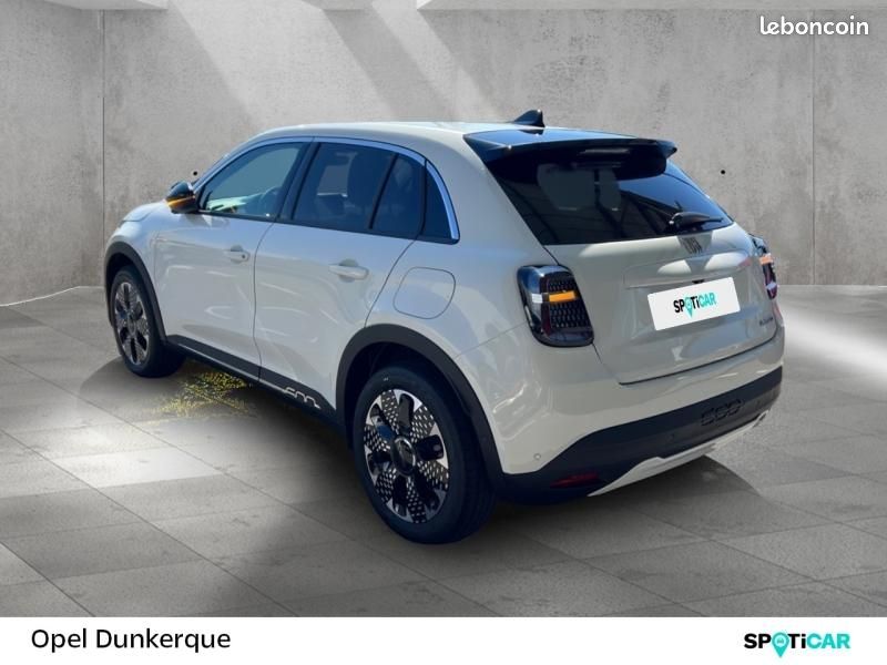 Fiat 600 1.2 Hybrid Turbo 110ch La Prima eDCT6 Step 2 (image 7)
