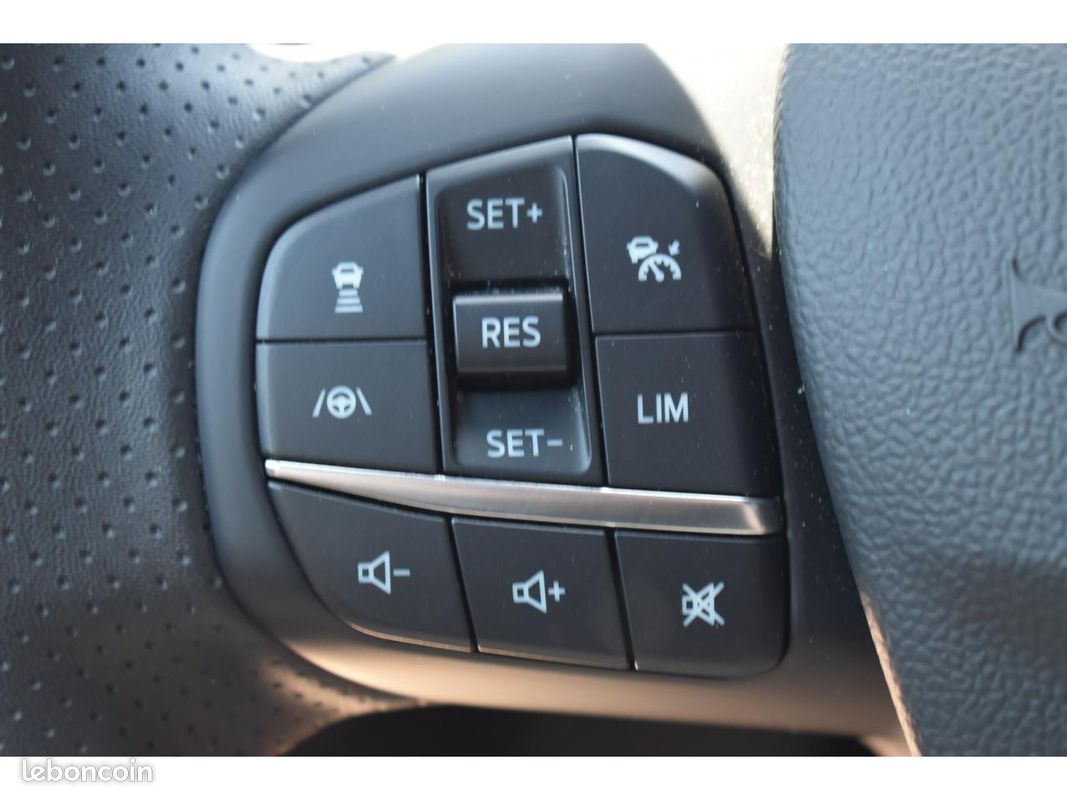 FORD FOCUS 1.5 EcoBlue 115 Powershift ST LINE X (image 22)