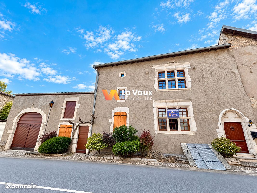 Maison 6 pièces 117 m² · à Pulligny · 117 m² · 245 000 €