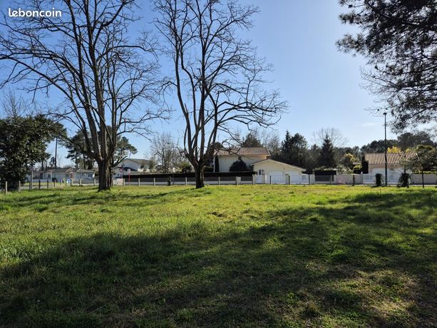 Terrain 800 m² Saint Aubin De Medoc